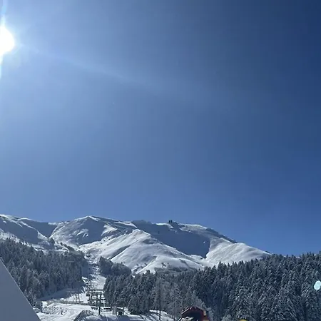 En Centre Station Avec Balcon, Wifi * Laveissière